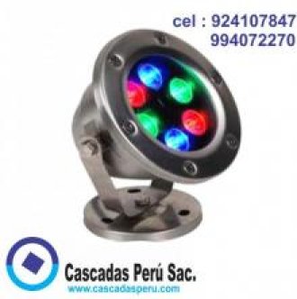 luces sumergibles en agua,luces sumergibles para piscinas, luces, piletas, piscinas