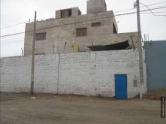 Venta terreno almacen cercado y oficinas en Av. Chacra Cerro Comas