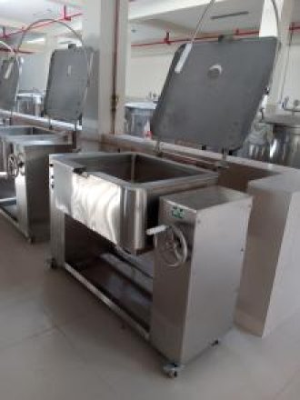 SARTENES VASCULANTES O VOLCABLES FABRICADOS INTEGRAMENTE EN ACERO INOXIDABLE 18.8 AISI 304 A GAS O ELESTRICA.CAPACIDAD DE120 Y 150 LITROS