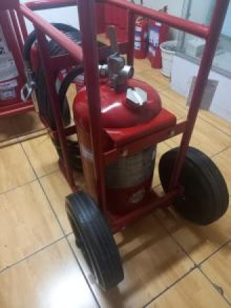 Extintor Rodante Buckeye 125 Libras 320 BC