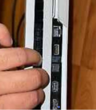 play 4 pro( +3 mandos) juegos