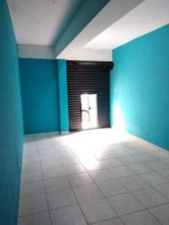 1 Cuarto, 30 m² – SE ALQUILA LOCAL COMERCIAL A ½ CUADRA DE MERCADO 