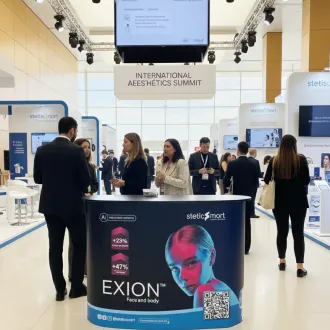 COUNTER PLEGABLE CURVO PUBLICITARIO PARA EVENTOS EN LIMA