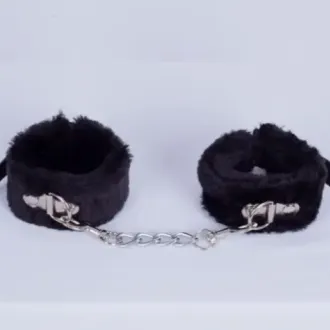 FETISH ESPOSAS PELUCHES NEGRO