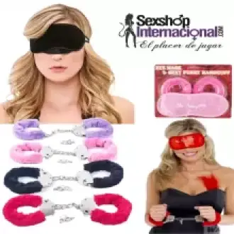ESPOSAS Y ANTIFAZ EROTICO-JUEGO EROTICO EN PAREJA-SEXSHOP 931568025