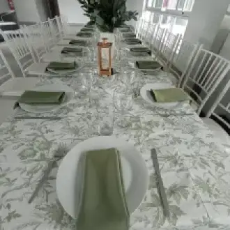 SERVICIO DE ALQUILER DE MOBILIARIO MENAJERIA CRISTALERIA