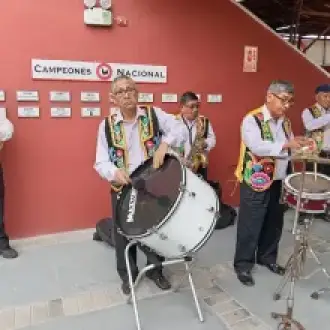 Banda de Músicos en La Victoria Los Olivos Callao Ica 