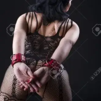  FETISH ESPOSAS PELUCHES NEGRO