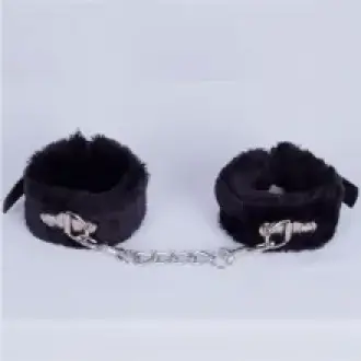 FETISH ESPOSAS PELUCHES NEGRO