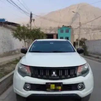 SE VENDE CAMIONETA MITSUBISHI L200 4X2