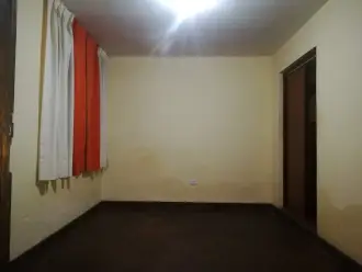 SE ALQUILA HABITACIÓN EN ZONA CÉNTRICA DE LINCE