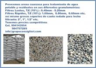 Arena tipo cuarzosa y piedra de canto rodado para agua potable