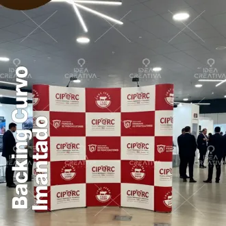 Backing Curvo Imantado para Eventos y Negocios
