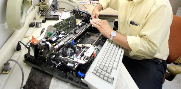 Mantenimiento y reparación de máquinas de escribir mecánicas de cualquier marca y o modelo