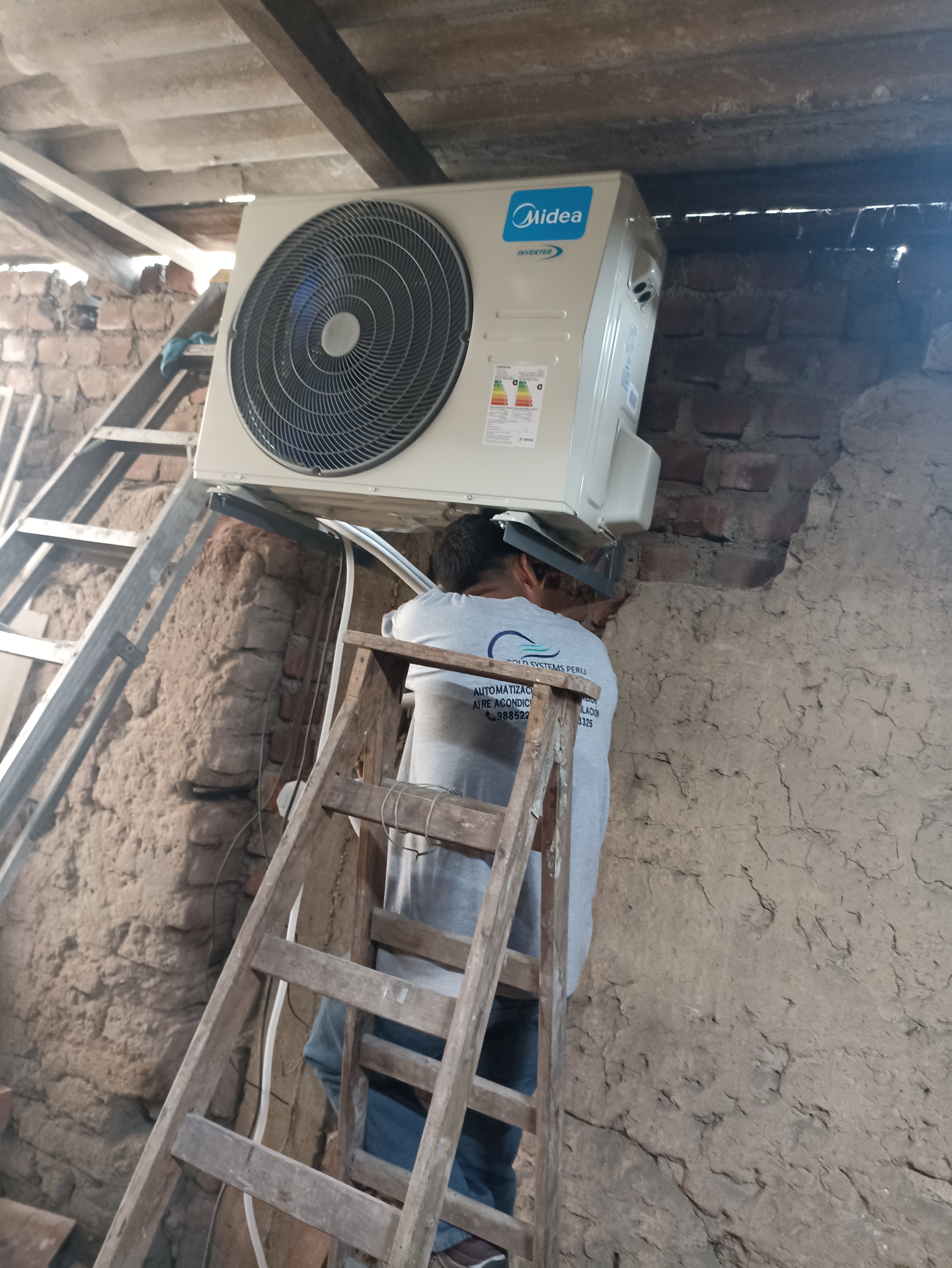 SERVICIO ESPECIALIZADO EN SUMINISTROS DE CLIMATIZACION 