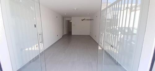5 Cuartos, 80 m² – Excelente Local en Alquiler, 80 m2 Miraflores (Ref 2104)-e-i