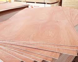 Pallets y embalajes de madera Triplay y Madera Pino comercial Roble otras maderas