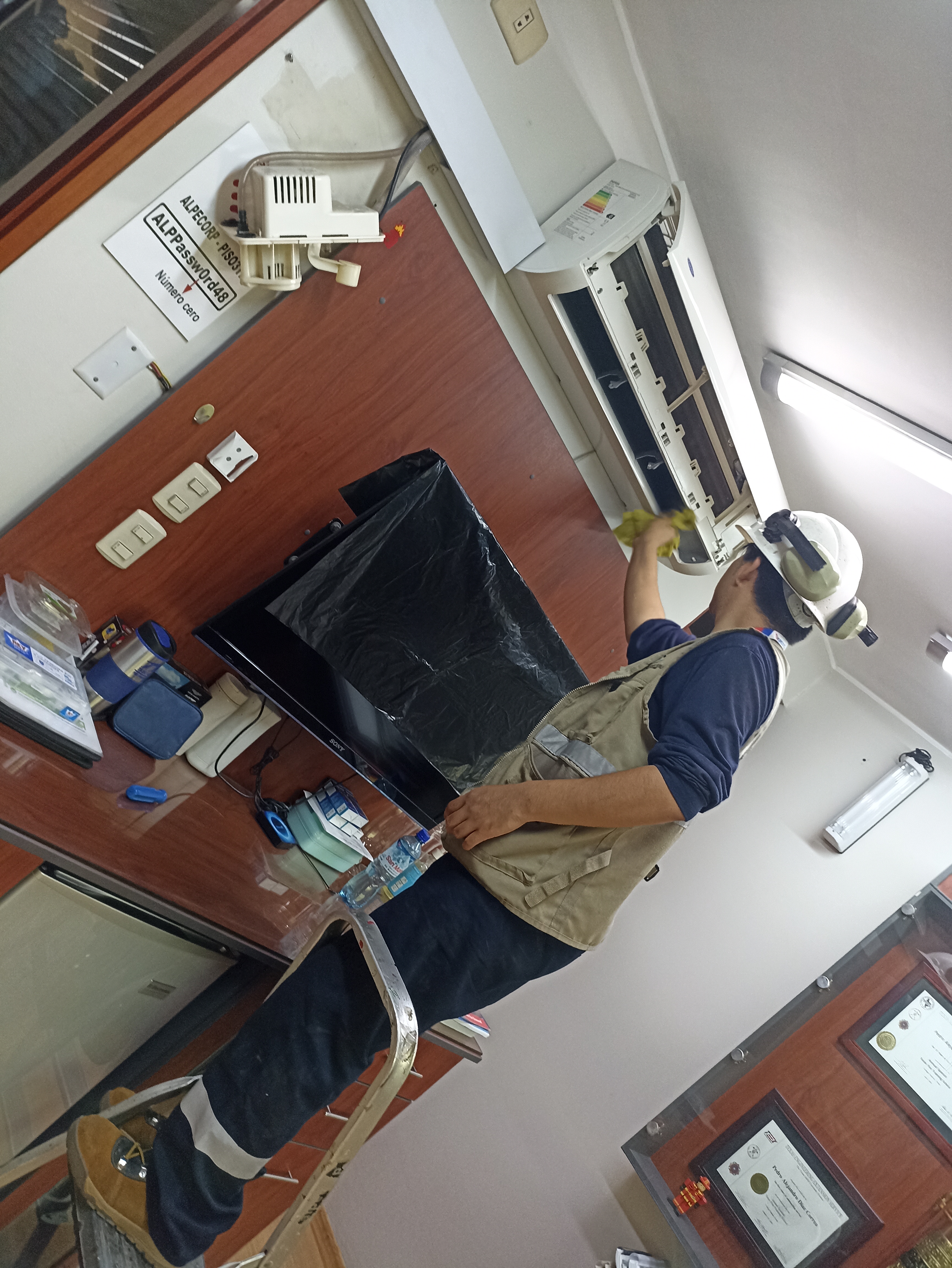 SERVICIO ESPECIALIZADO EN SUMINISTROS DE CLIMATIZACION 