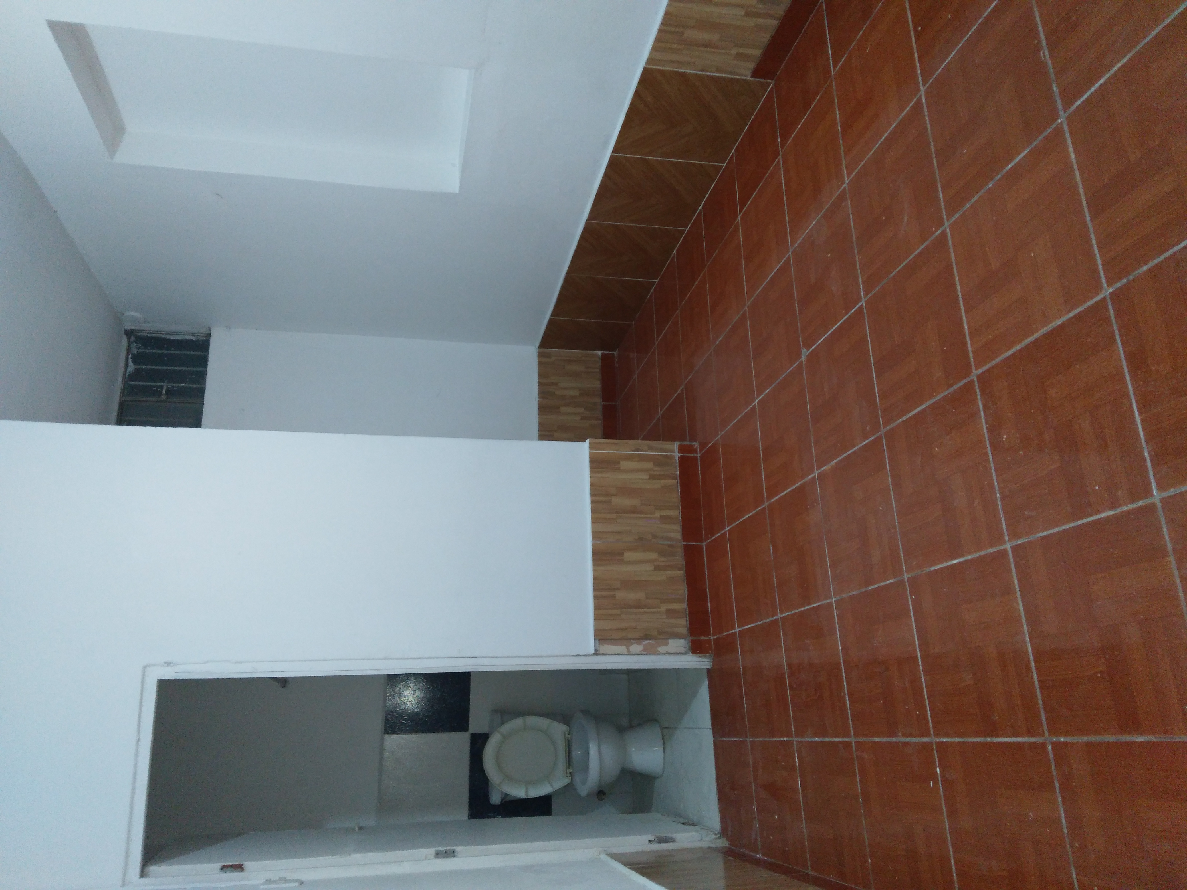 ALQUILER DE LOCALES PARA OFICINAS Y O CONSULTORIOS MEDICOS EN CHICLAYO - PERU 