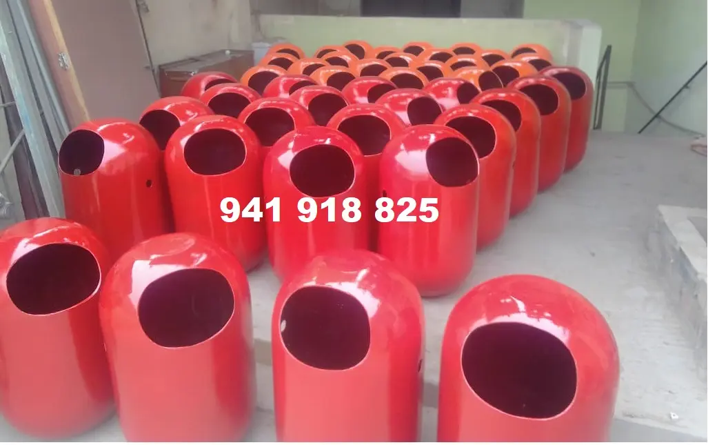 TACHOS PARA BASURA DE FIBRA DE VIDRIO Y METAL