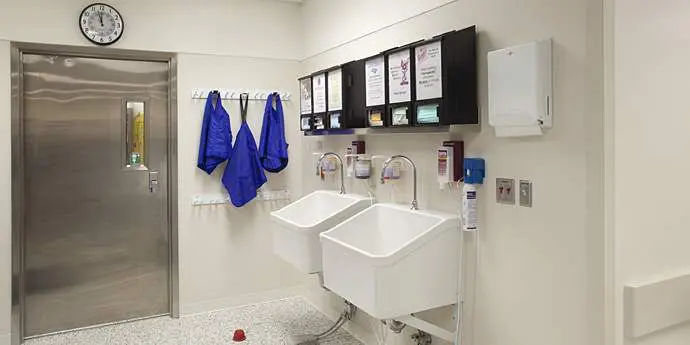 Corian en centros hospitalarios laboratorios consultorios 