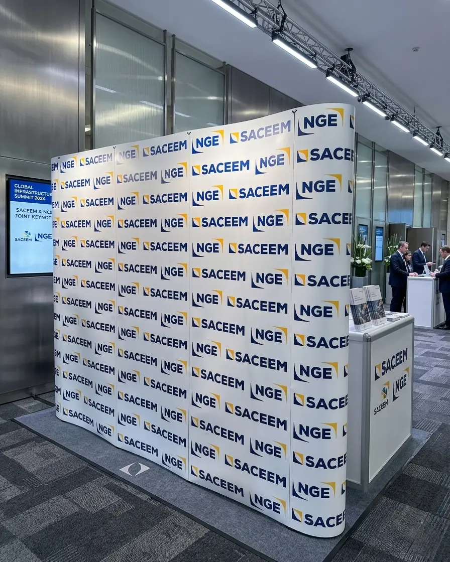 Backing recto imantado para ferias y eventos publicitarios