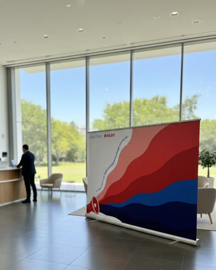 Super Roll Screen publicitario para eventos y promociones