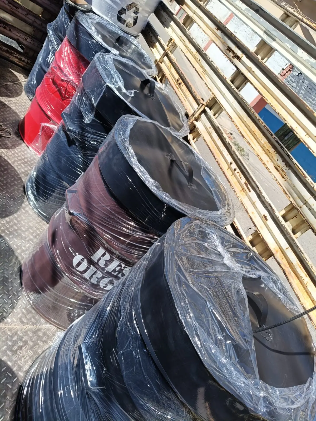 Tapas de geomembrana para cilindros HDPE