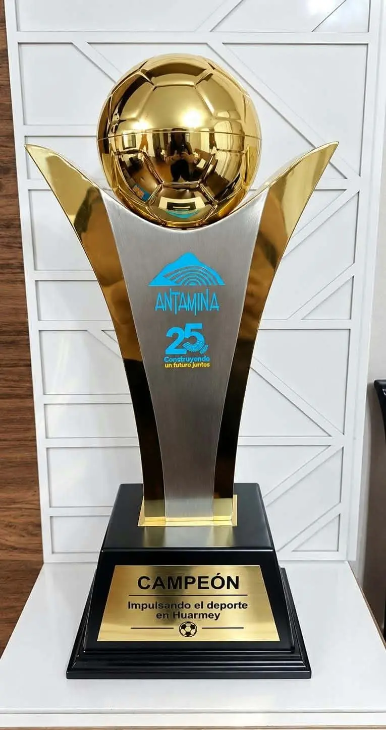 TROFEOS Y COPAS CORPORATIVAS 