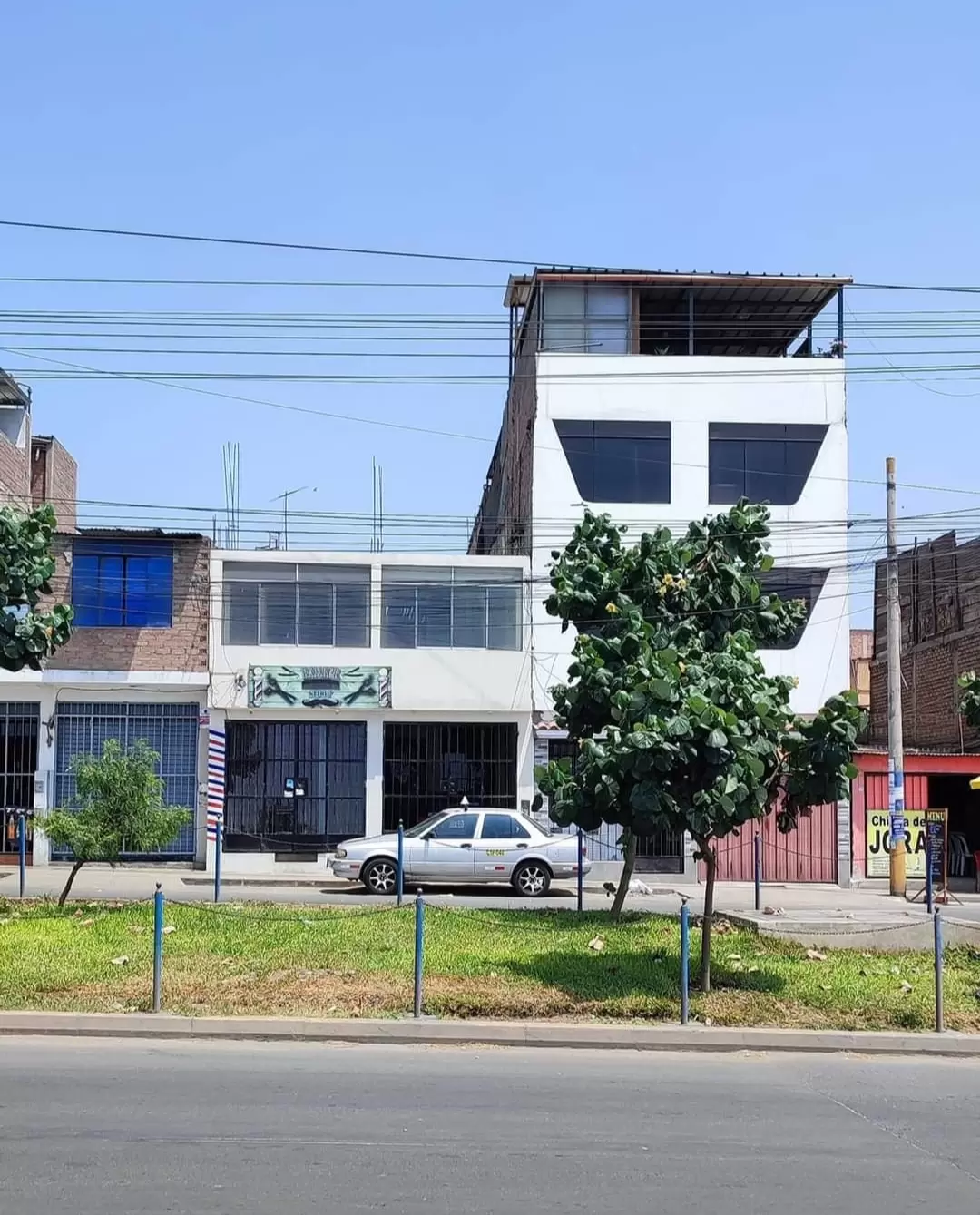 Hermosa casa de 2 pisos en venta 