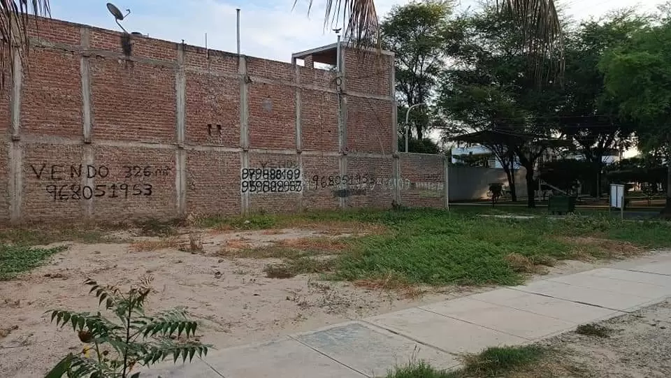 Venta de Terreno en Urb. Los Cocos del Chpe lugar estrategico- Piura