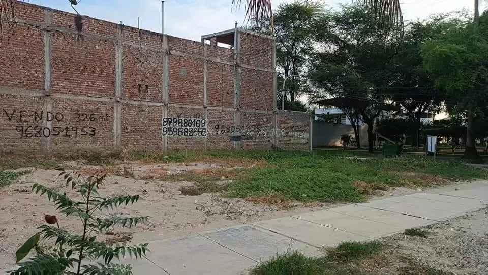 Venta de Terreno en Urb. Los Cocos del Chpe lugar estrategico- Piura