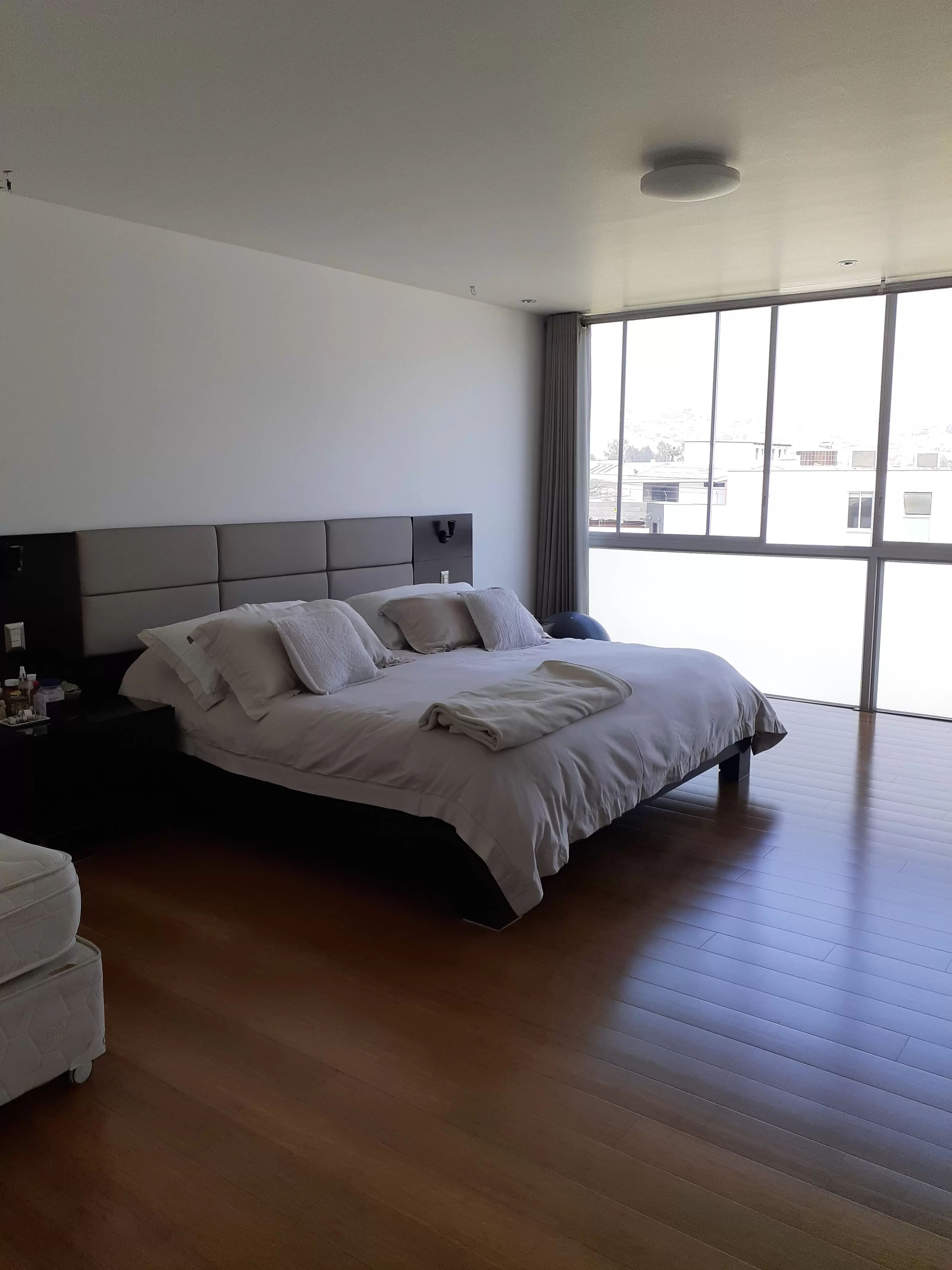 VENDO CASA EN CALLE ACAPULCO - SOL DE LA MOLINA PRIMERA ETAPA - LA MOLINA