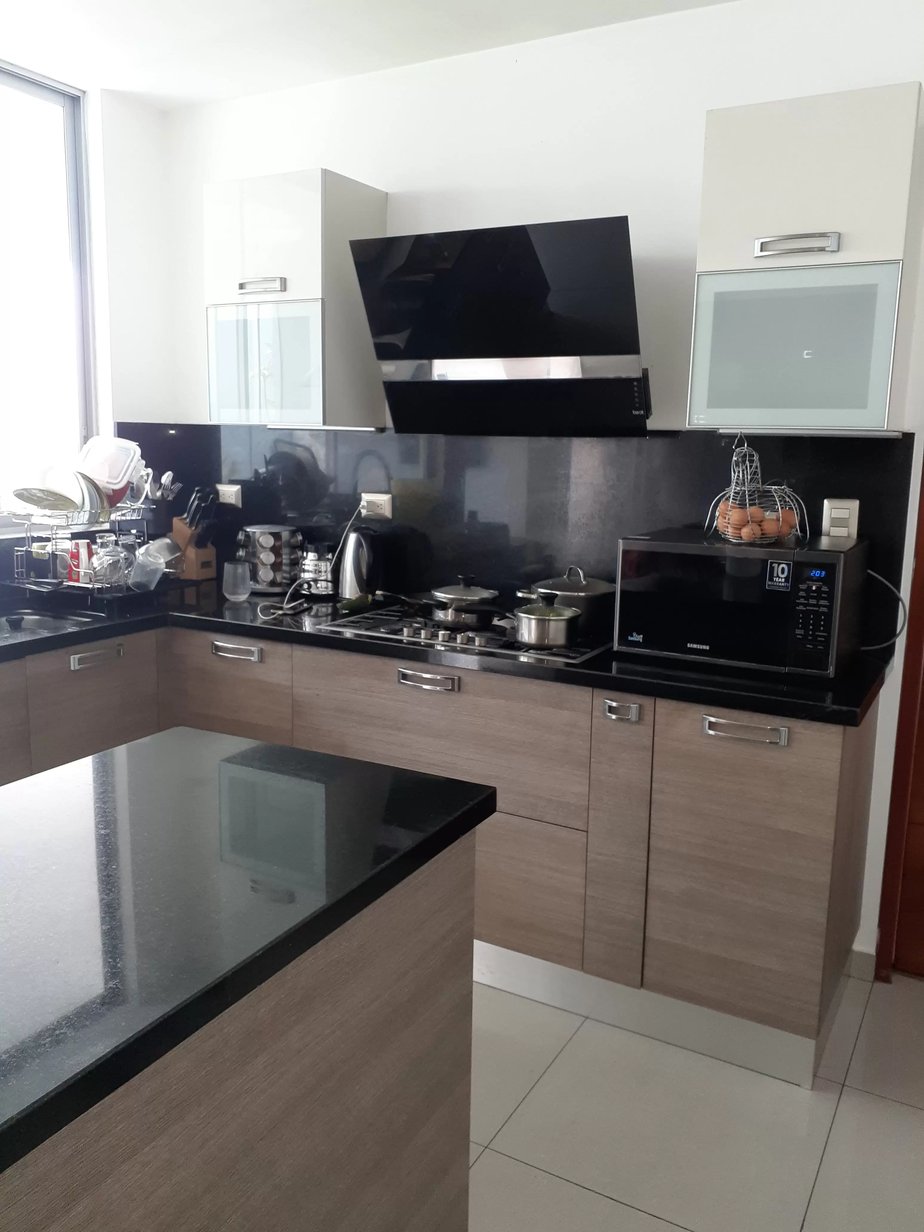 VENDO CASA EN CALLE ACAPULCO - SOL DE LA MOLINA PRIMERA ETAPA - LA MOLINA