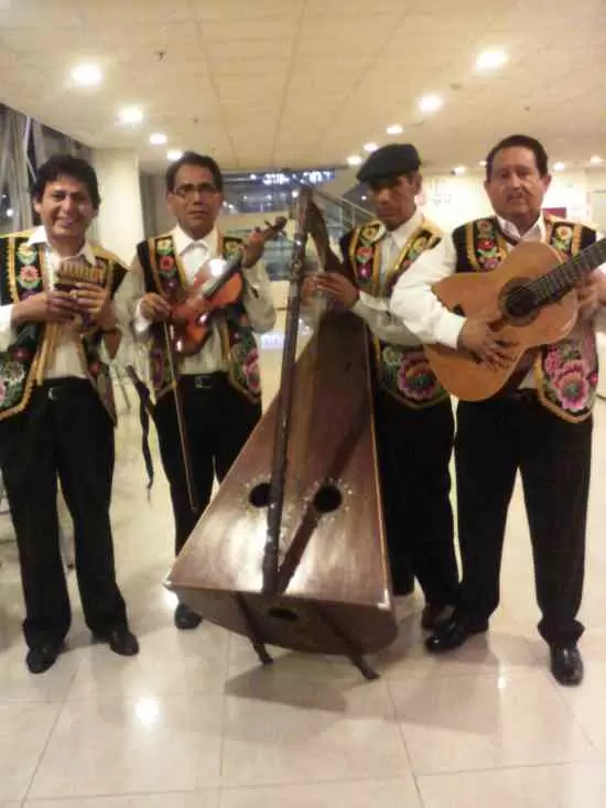 Música Folklórica Huaynos Santiagos Carnavales en Lima Cel 997302552