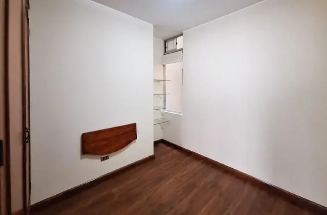 Departamento remodelado en Miraflores 185000