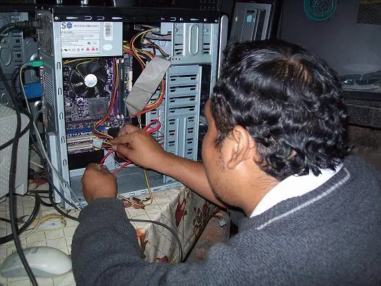 Técnico Computadora Lima