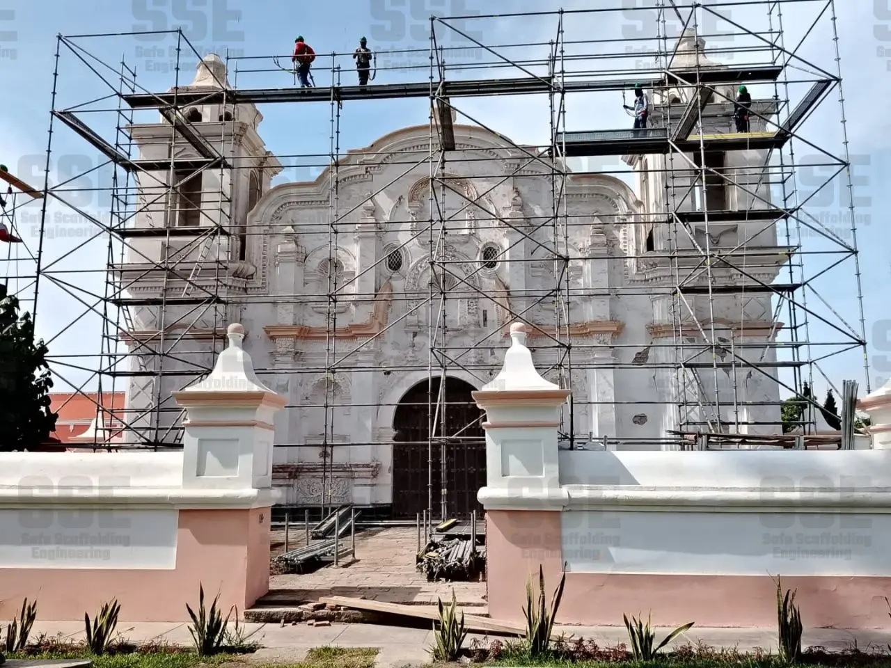 ALQUILER Y VENTA DE ANDAMIOS MULTIDIRECCIONALES NORMADOS