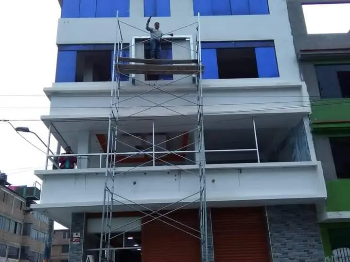 Maestro constructor y acabados en general 