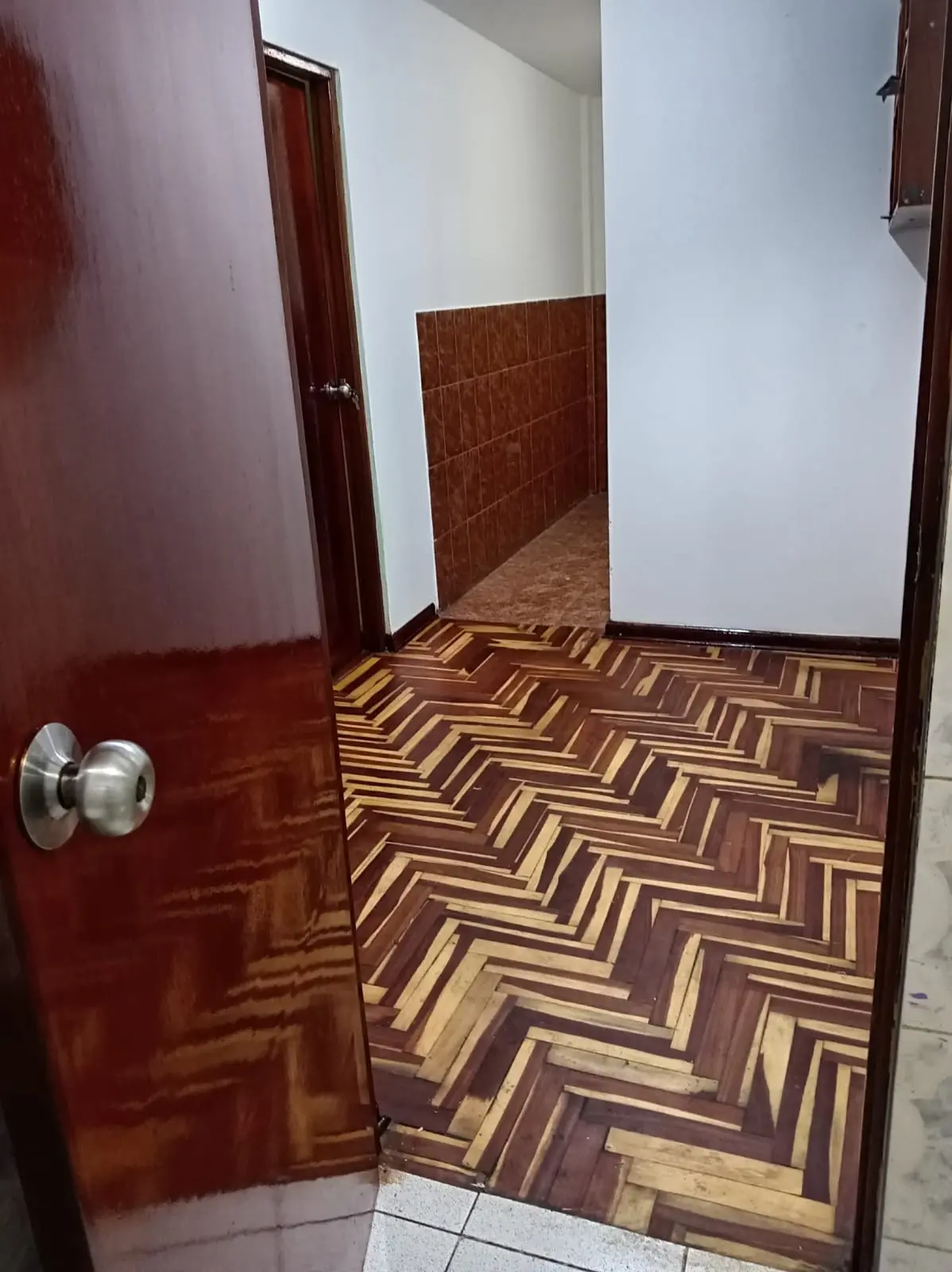 SE ALQUILA LINDO DEPARTAMENTO