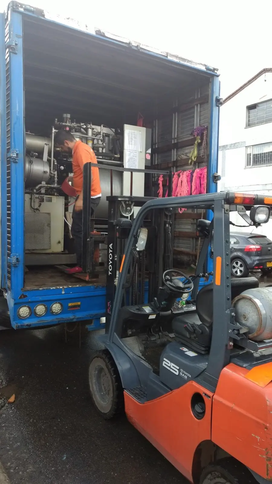 ABORDO CARGO INT.- MUDANZAS INTERNACIONALES