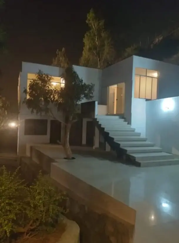 Se alquila departamento en la Planicie. La Molina