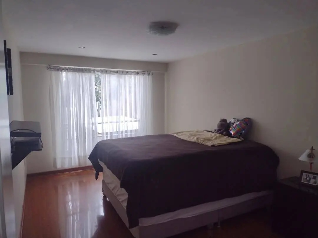 Venta de departamento duplex en los sauces Surquillo 