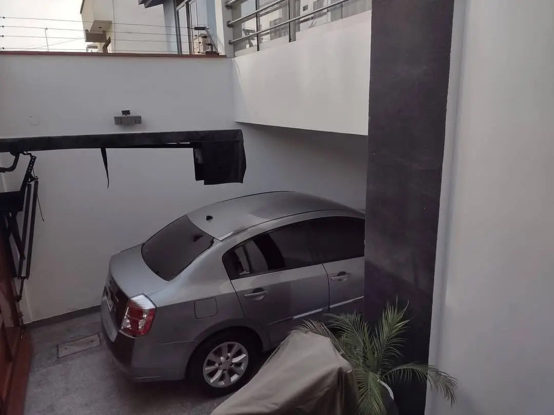 Venta de departamento duplex en los sauces Surquillo 