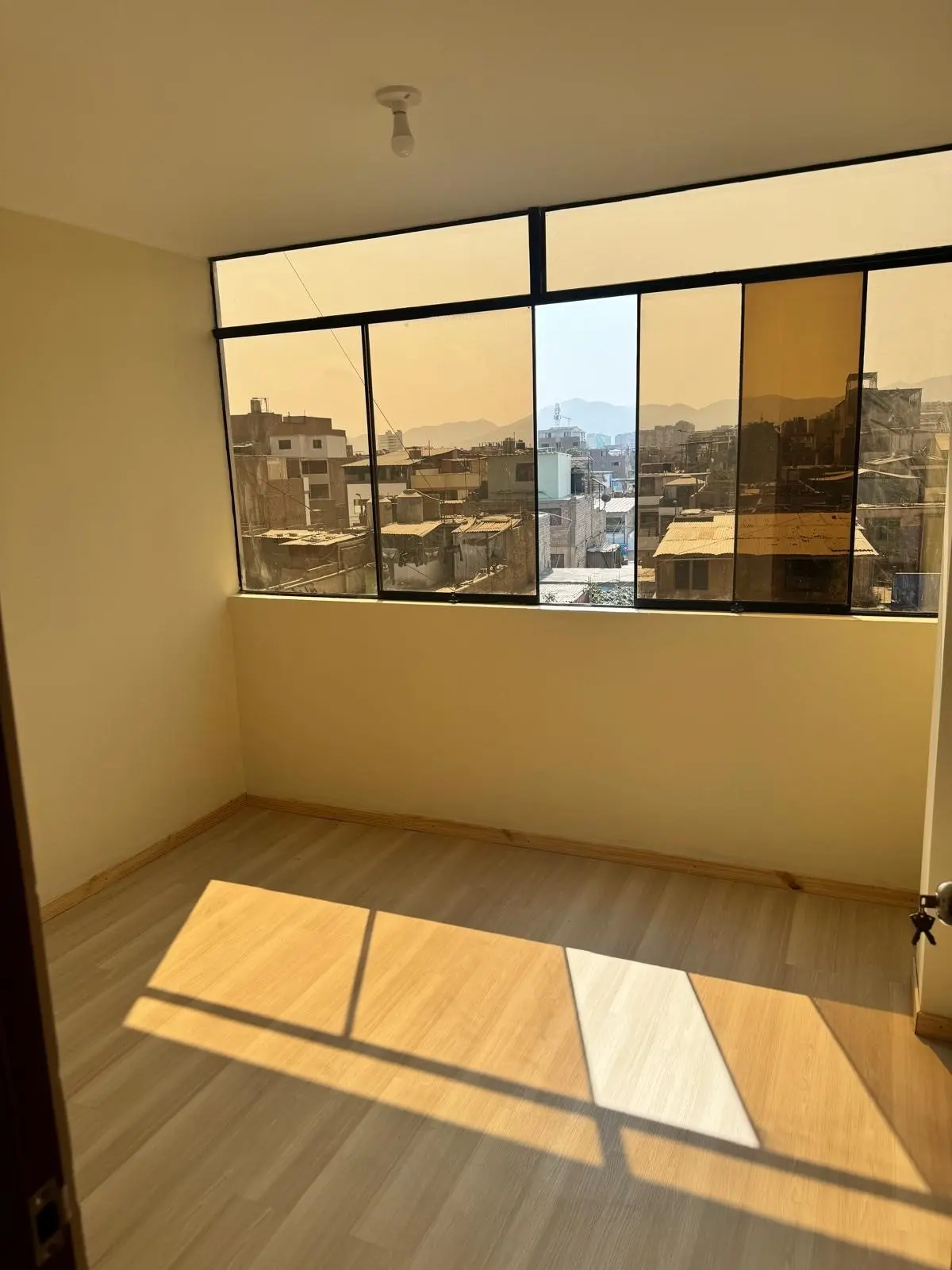 2 Departamentos De Renta - 2 Dormitorios En El Retablo Comas