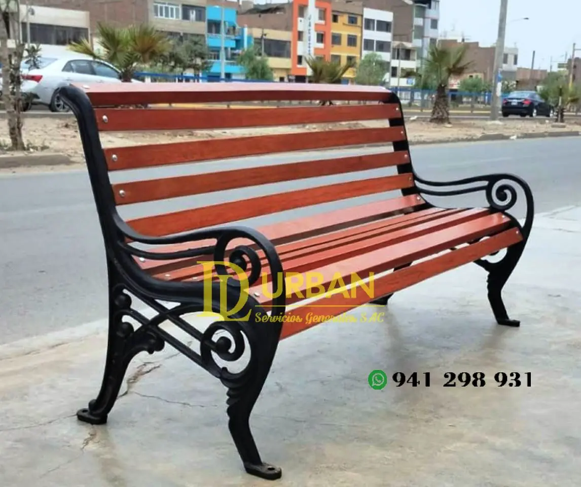 POSTES Y BANCAS EN FIERRO FUNDIDO