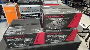 Vendo dos Pioneer CDJ-2000 Nexus2 y una Pioneer DJM-900 Nexu