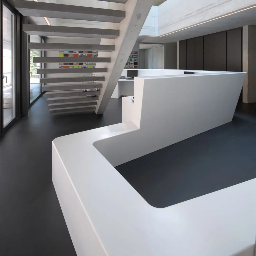 Novanite Superficie Solida