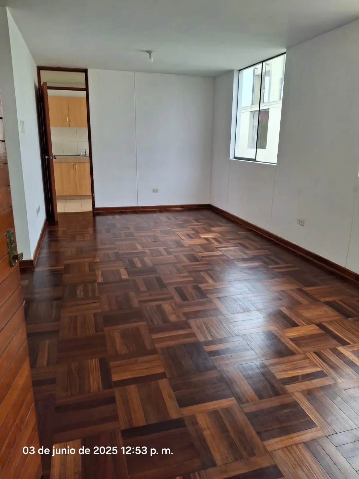 POR VIAJE VENDO DEPARTAMENTO DE 77M2 