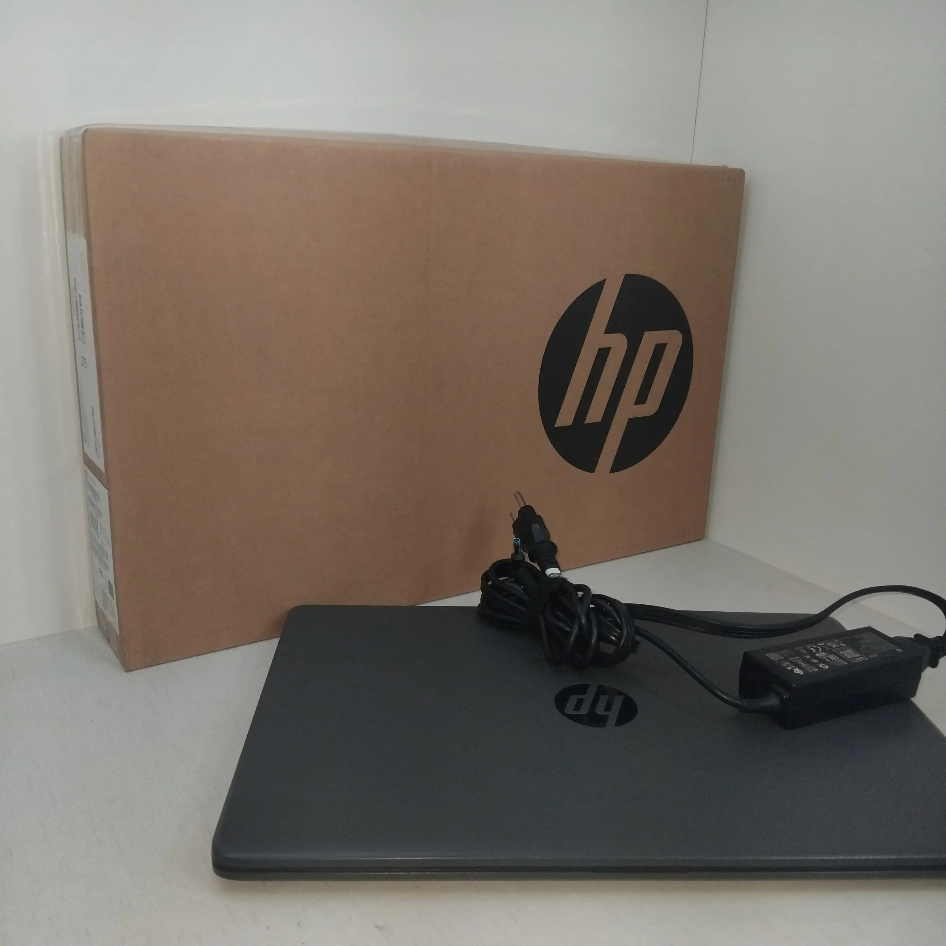 Oferta S 1900.00 LAPTOP HP 250 Procesador I7-12700H 12va G